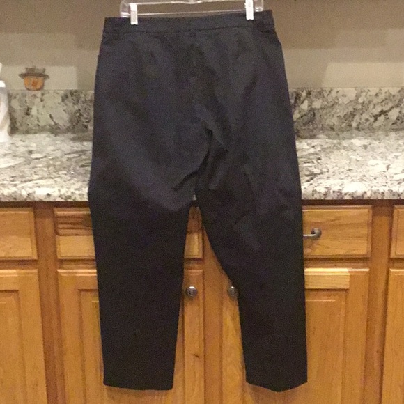 Jones New York size 14P black  cotton slacks - Picture 5 of 5